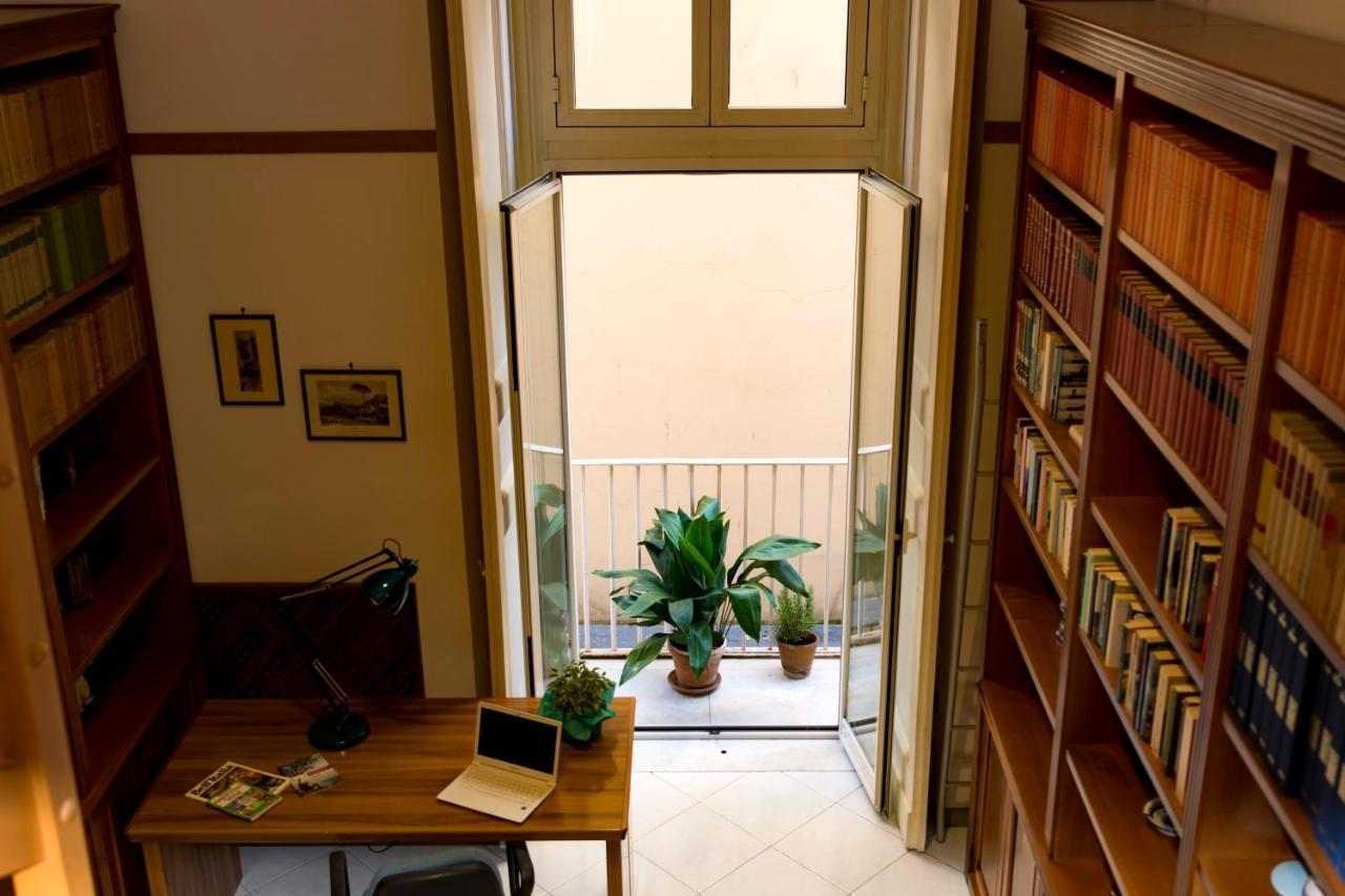 Charming Apartment Naples