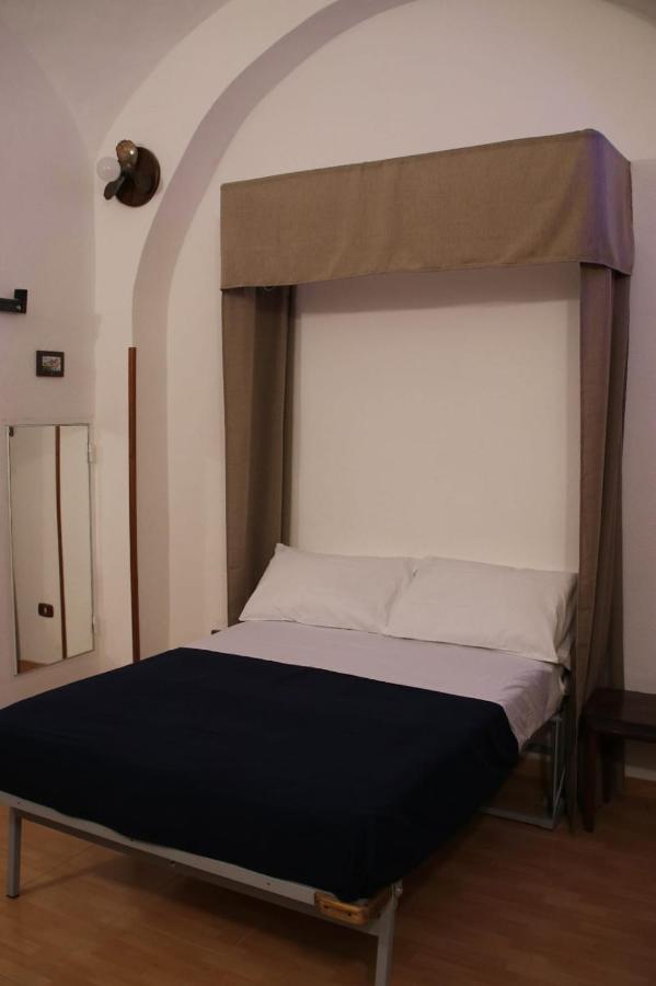 La Tana Dei Pirati Apartment Naples