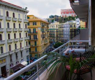 Well - Santa Lucia Naples