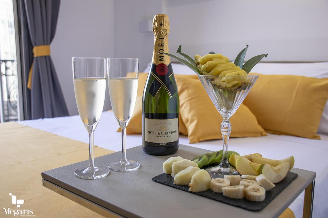 Bed & Breakfast Megaris Luxury Naples