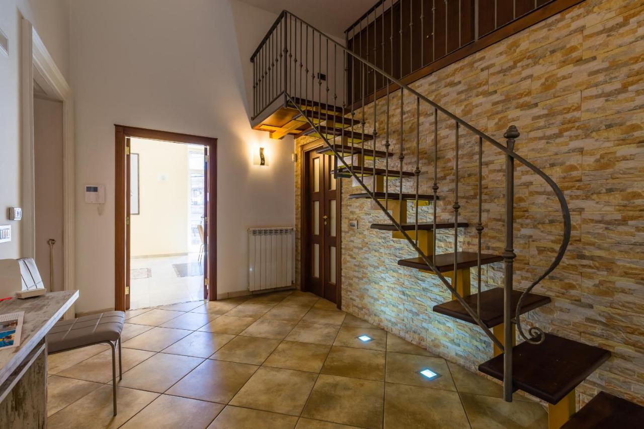 Apartment Family With Terrace Naples