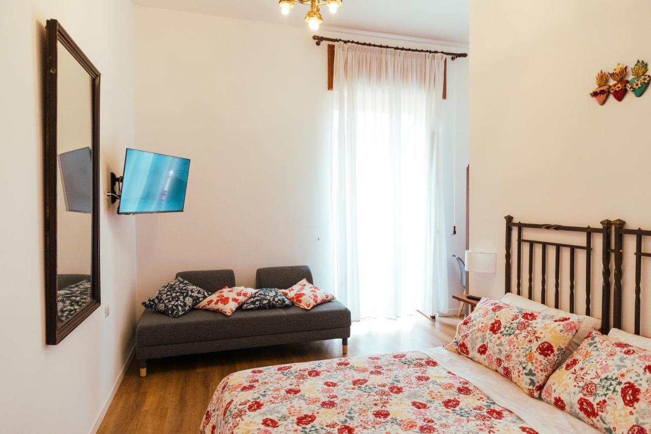 Relais Cuorenapoletano Bed & Breakfast Naples