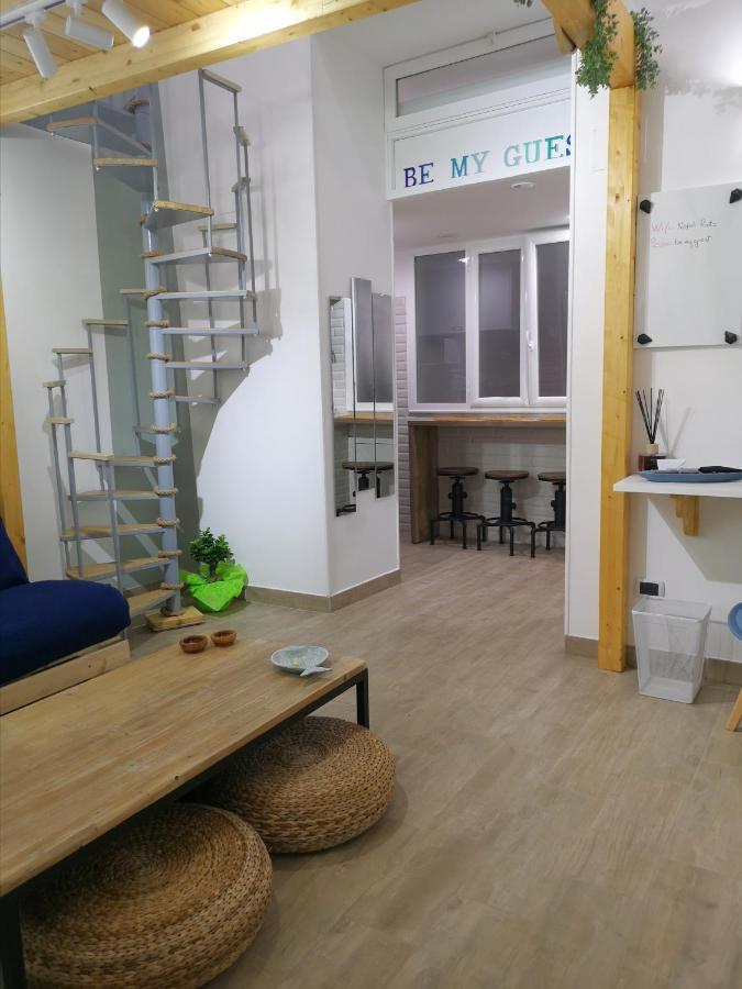 Roots Apartment *