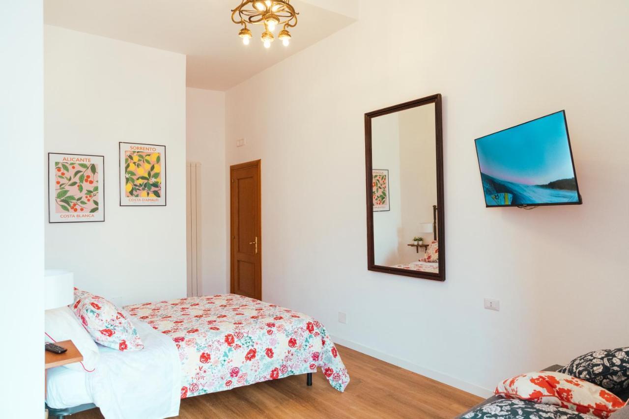 Bed & Breakfast Relais Cuorenapoletano Naples