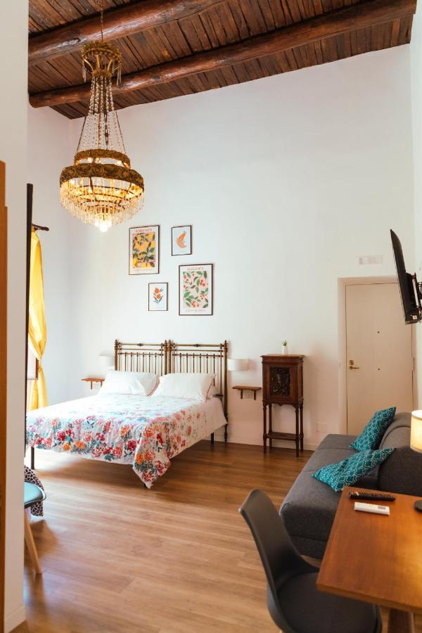 Relais Cuorenapoletano Bed & Breakfast *