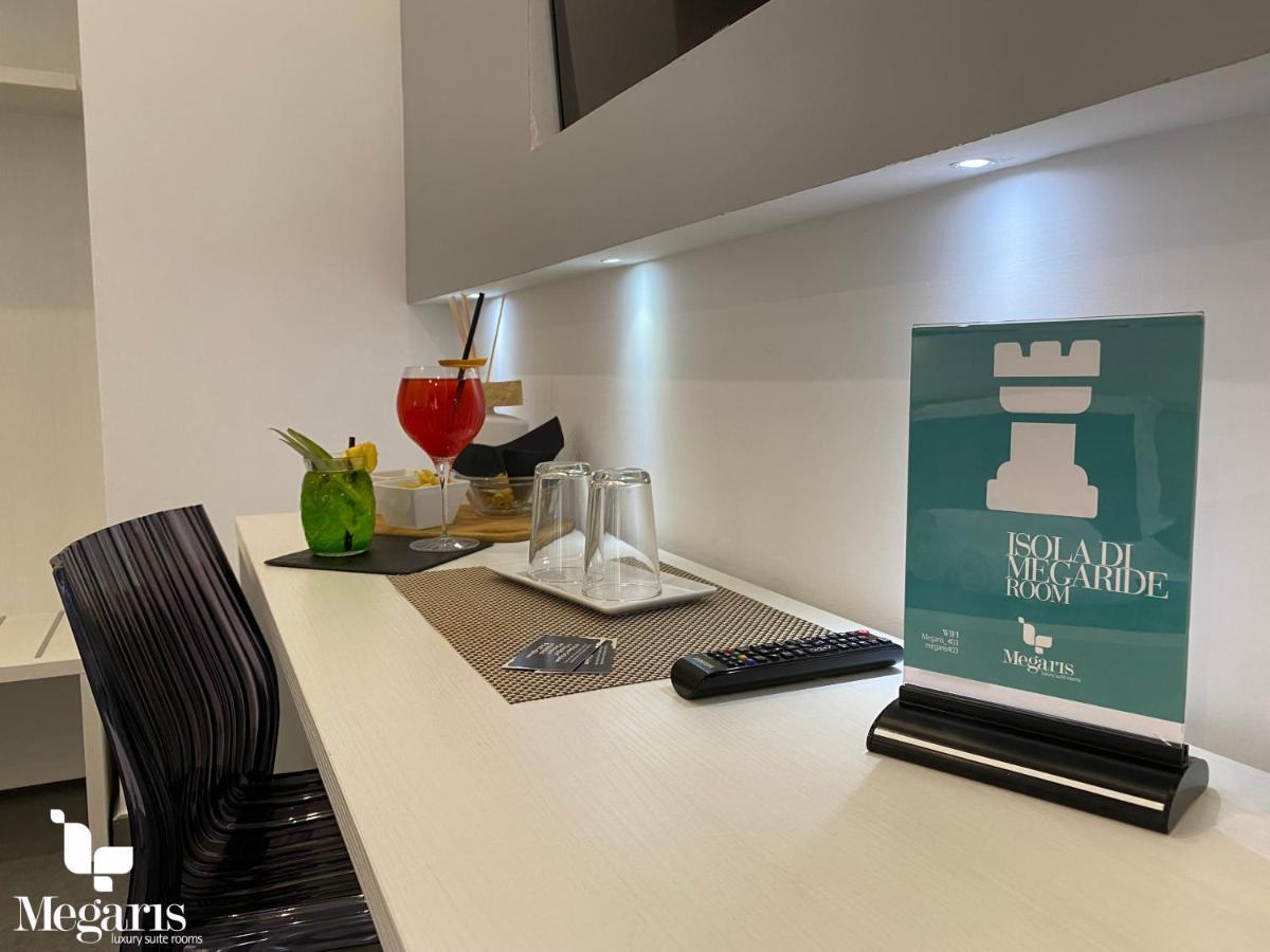 Bed & Breakfast Megaris Luxury