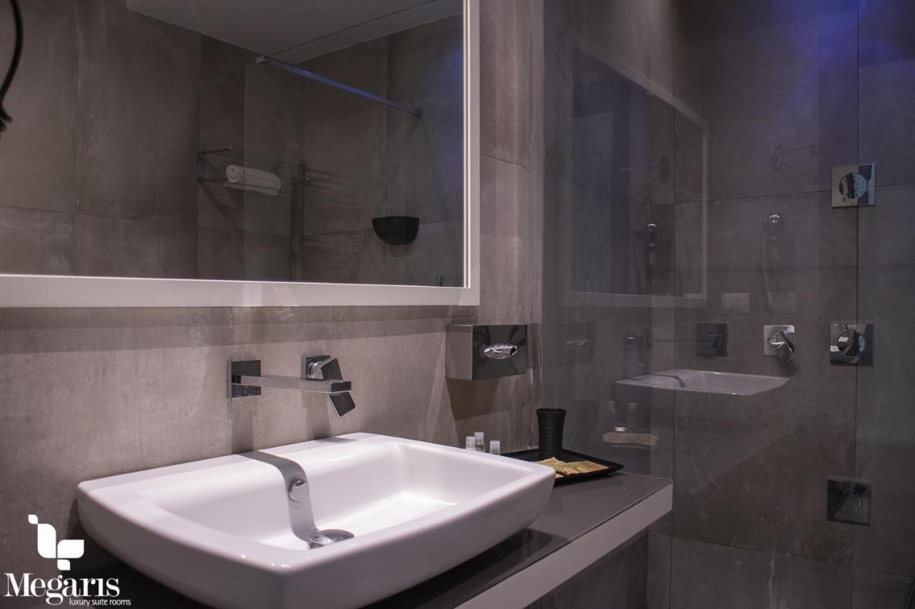 Bed & Breakfast Megaris Luxury *