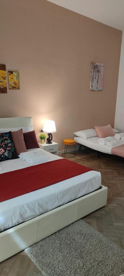Domus Luigi Leone Bed & Breakfast Naples