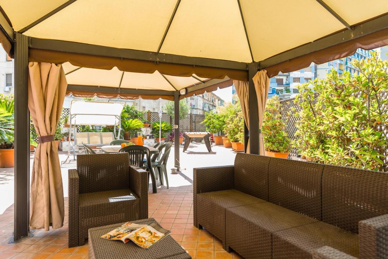 Family With Terrace Apartment *