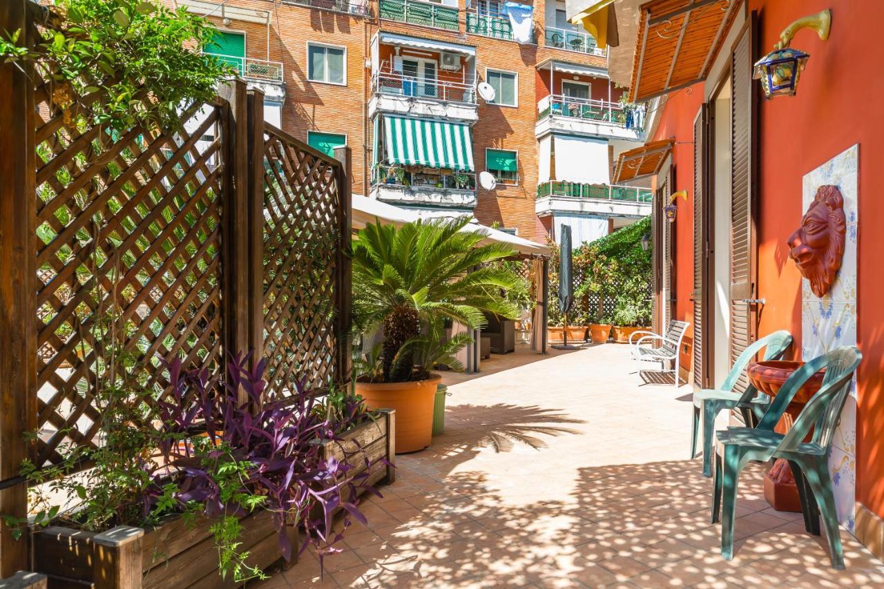 Family With Terrace * Naples