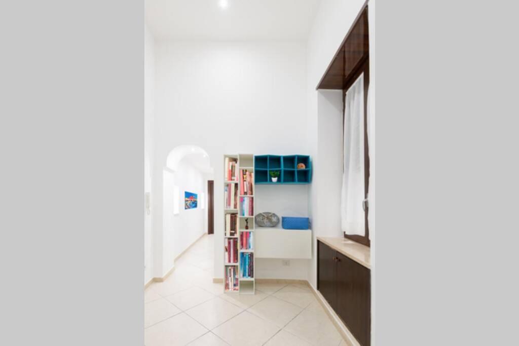 Toledo Jacuzzi Apartment