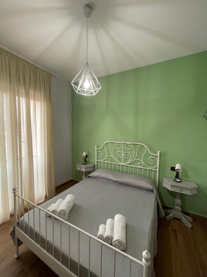 Reginella Naples