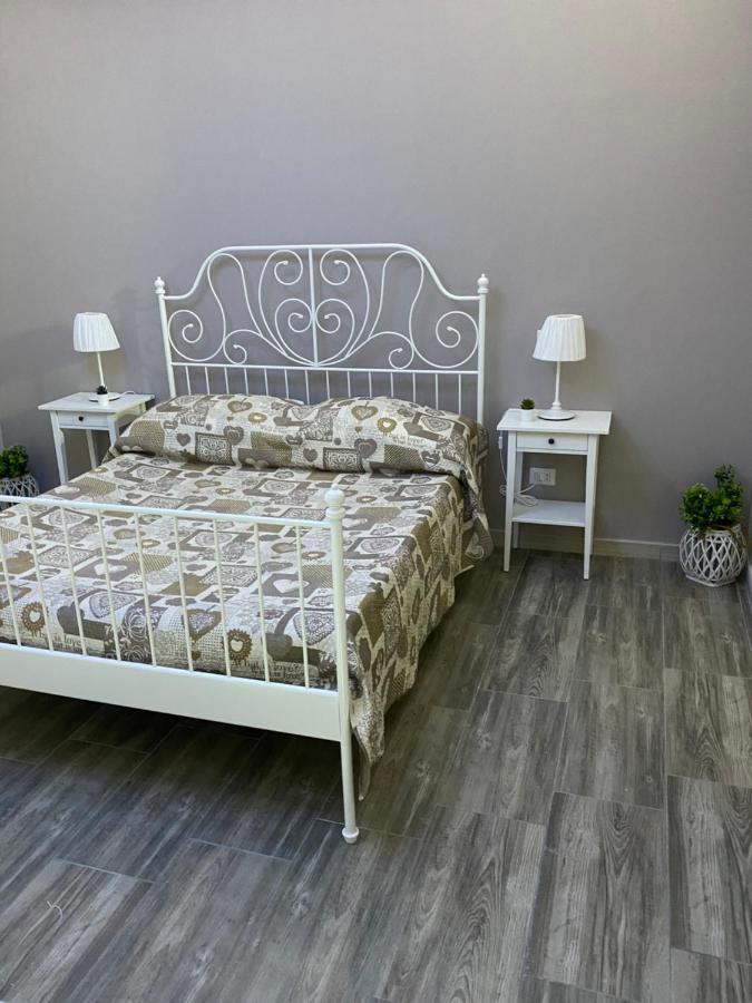 Napoli Home Apartment *