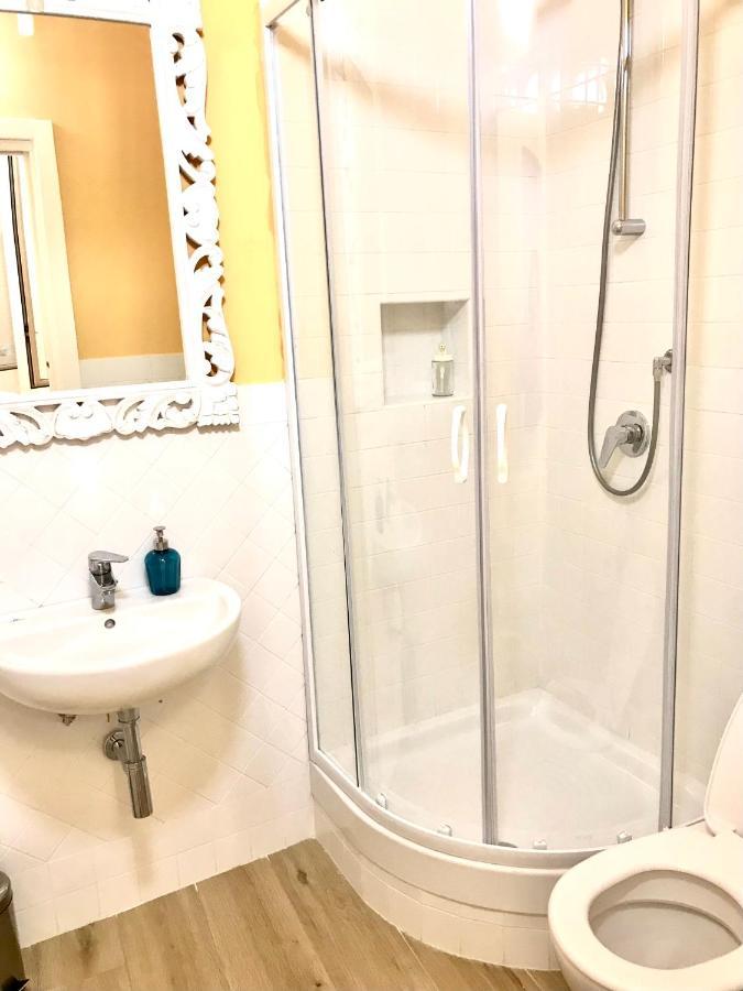 Agora Singola Con Bagno Privato Adiacente Bed & Breakfast *