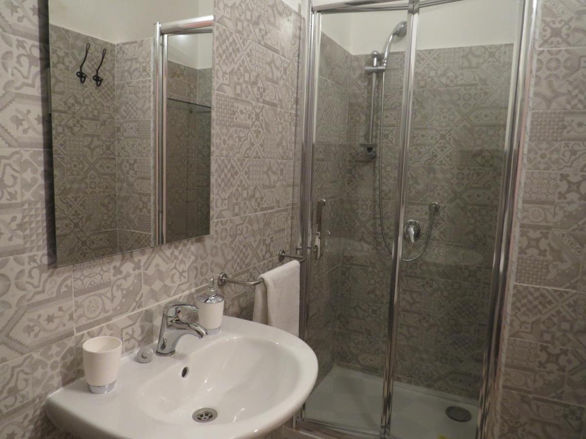 Napolide Bed & Breakfast