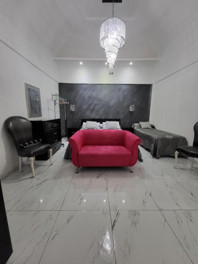 La Casa Di Titina * Naples