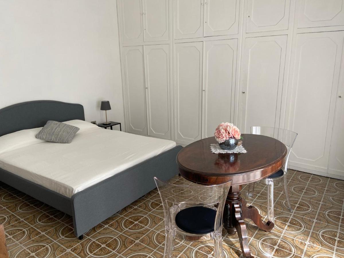Bed & Breakfast In San Domenico Maggiore 3
