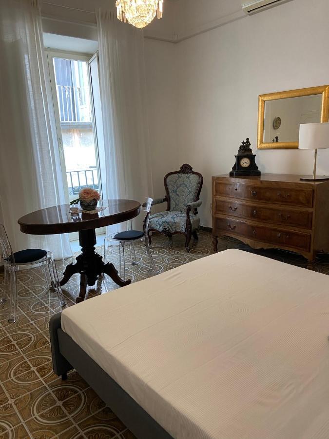 In San Domenico Maggiore 3 Bed & Breakfast Naples