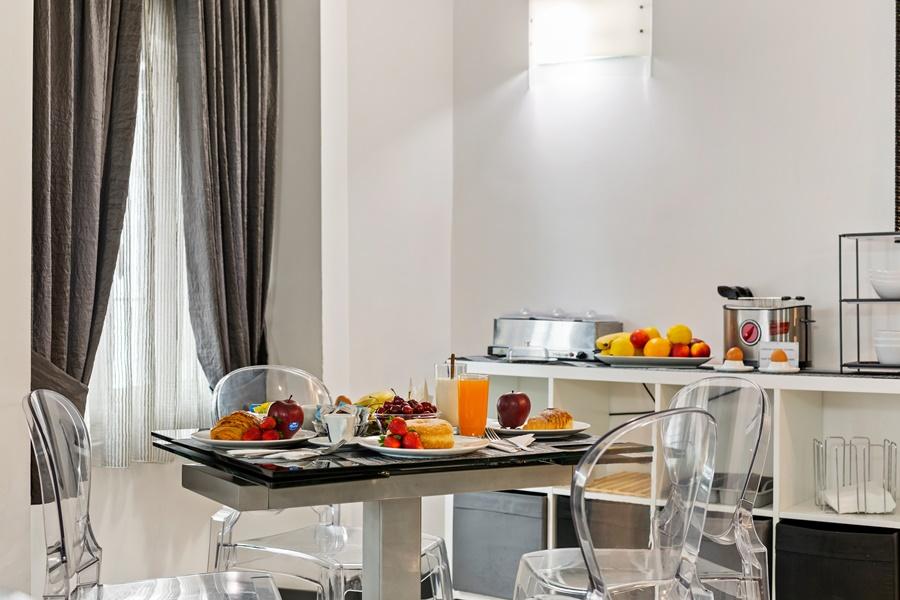 Hotel Elisio & Naples