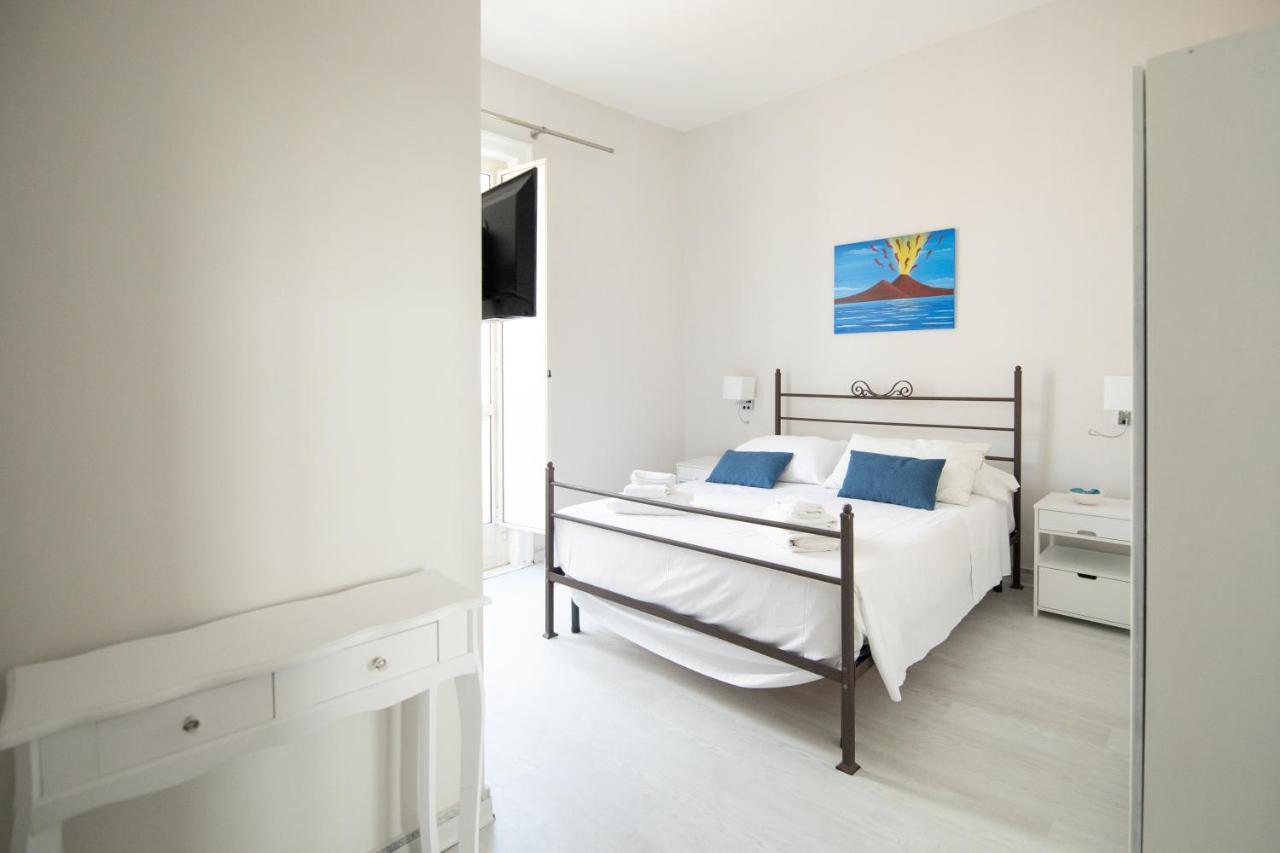 Bed & Breakfast Effe Naples