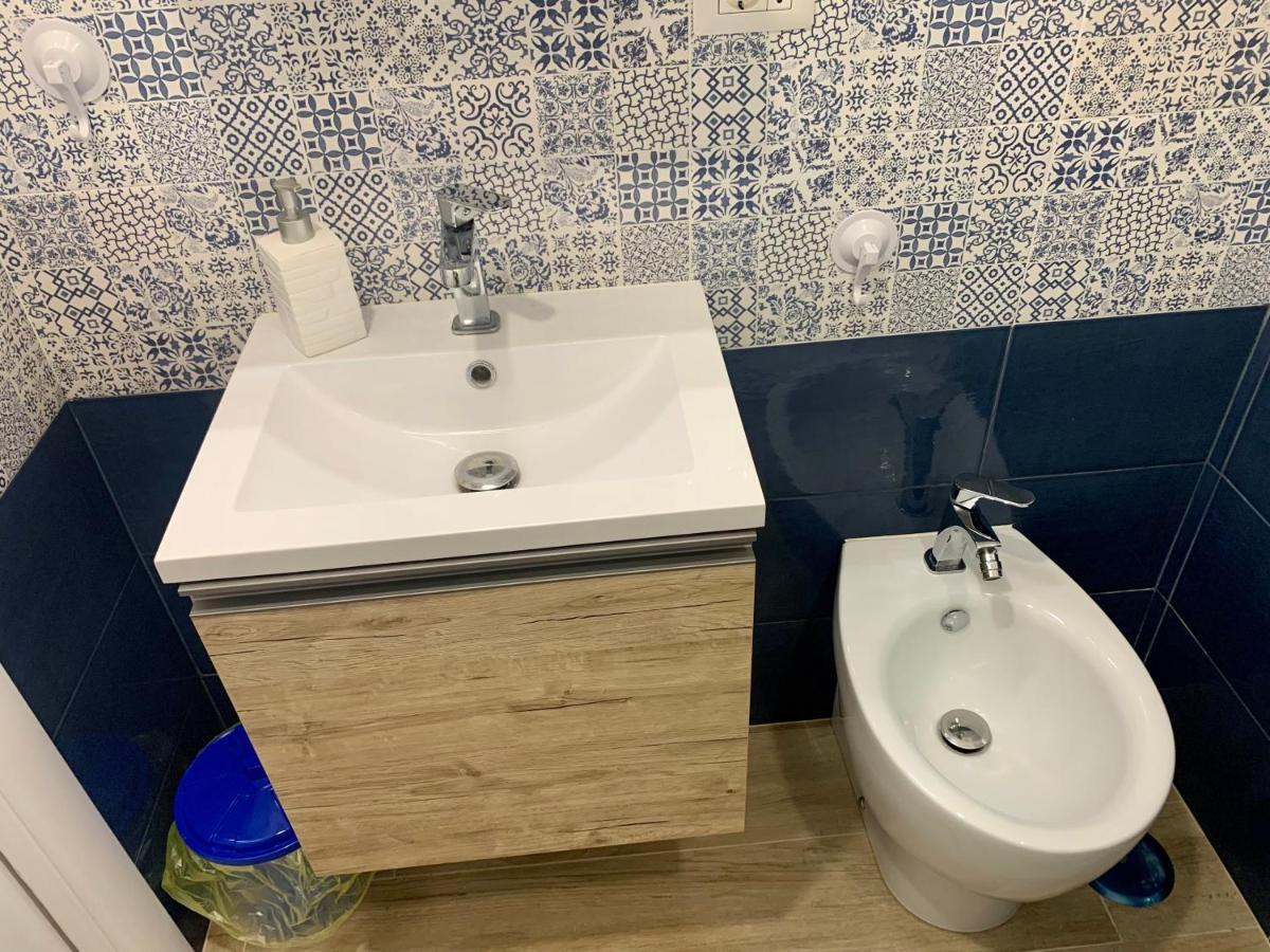 La Casetta Ai Gradoni Di Chiaia Apartment