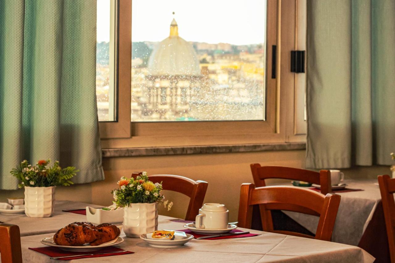Garden 3* Naples