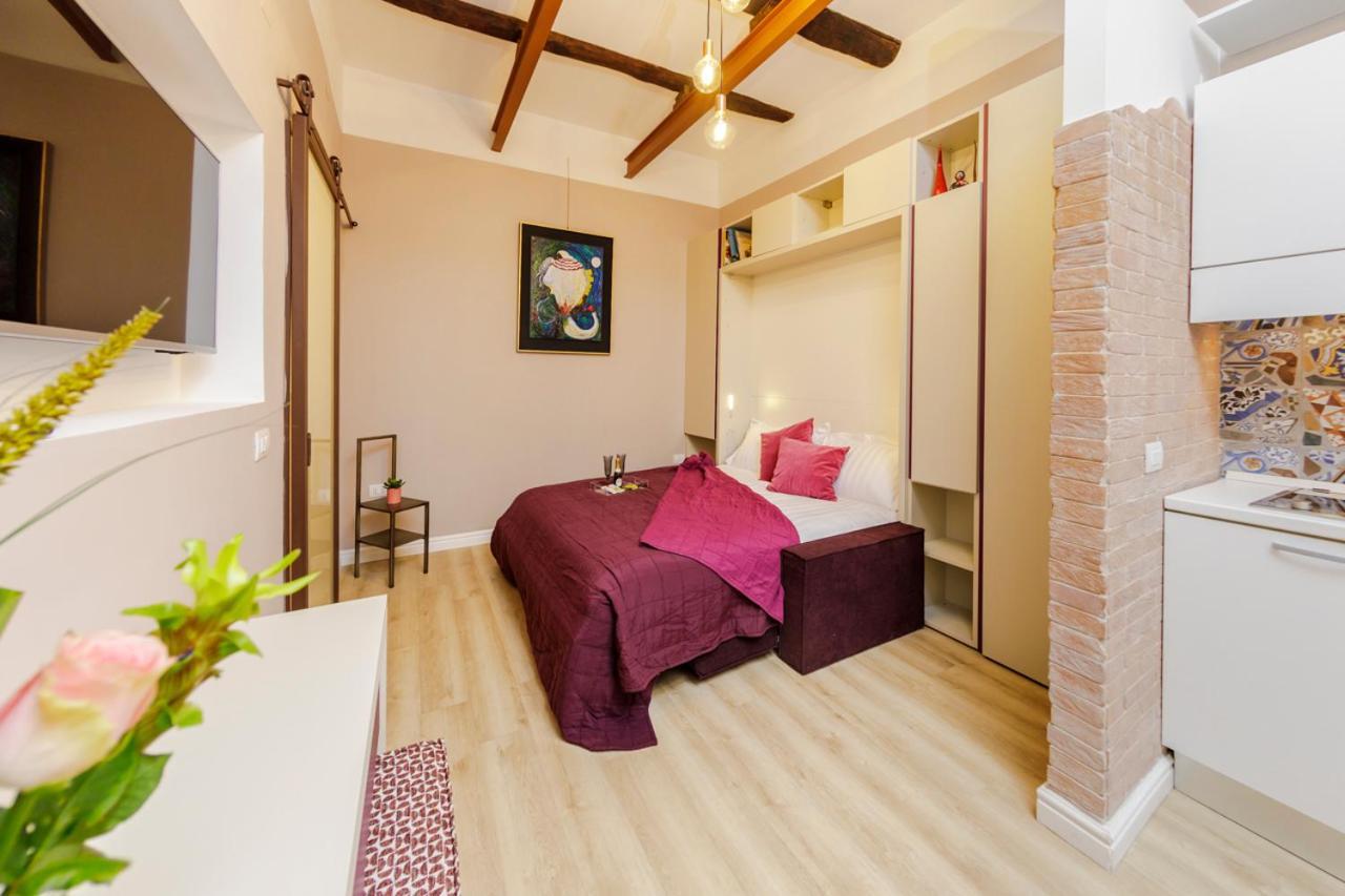 Vicky's Luxury Apartment Naples