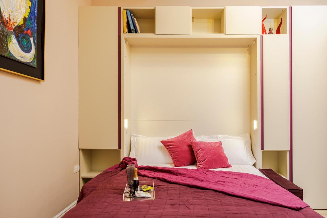 Vicky's Luxury Naples