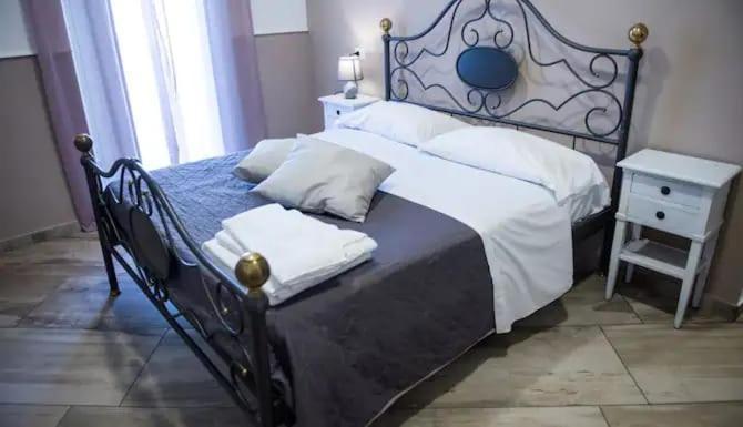 Palazzo San Vincenzo Bed & Breakfast Naples