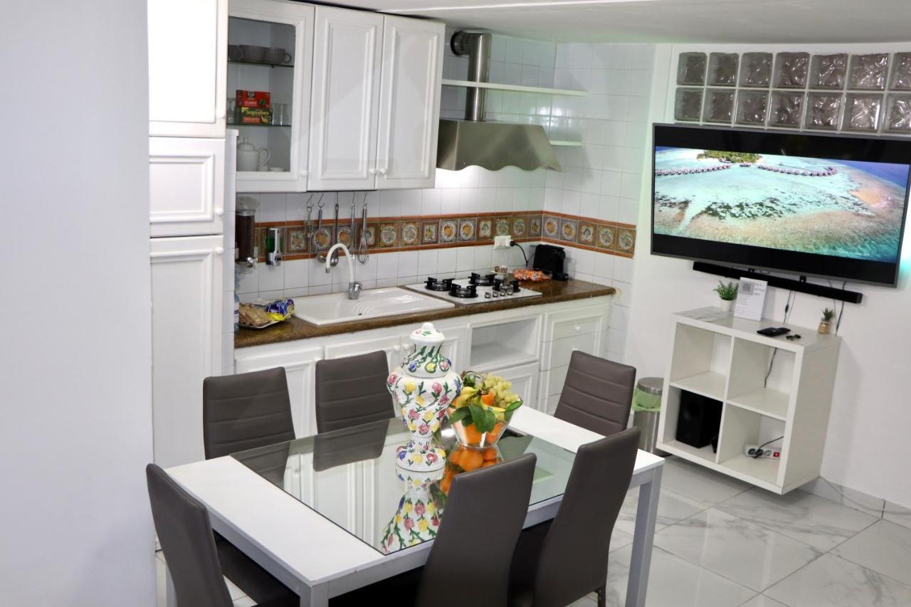 House Relax Centro Di * Naples
