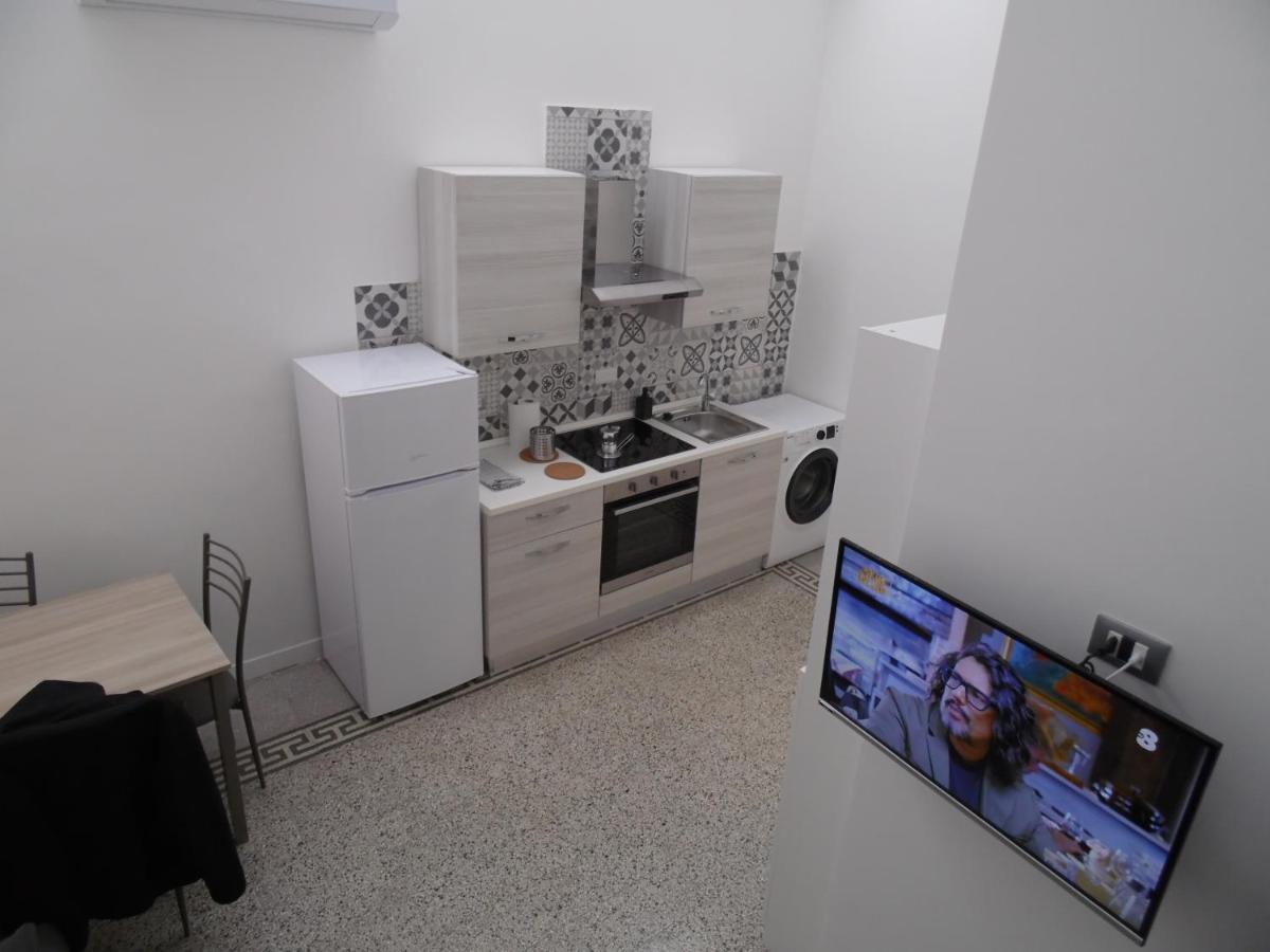 Chiarini22 * Naples