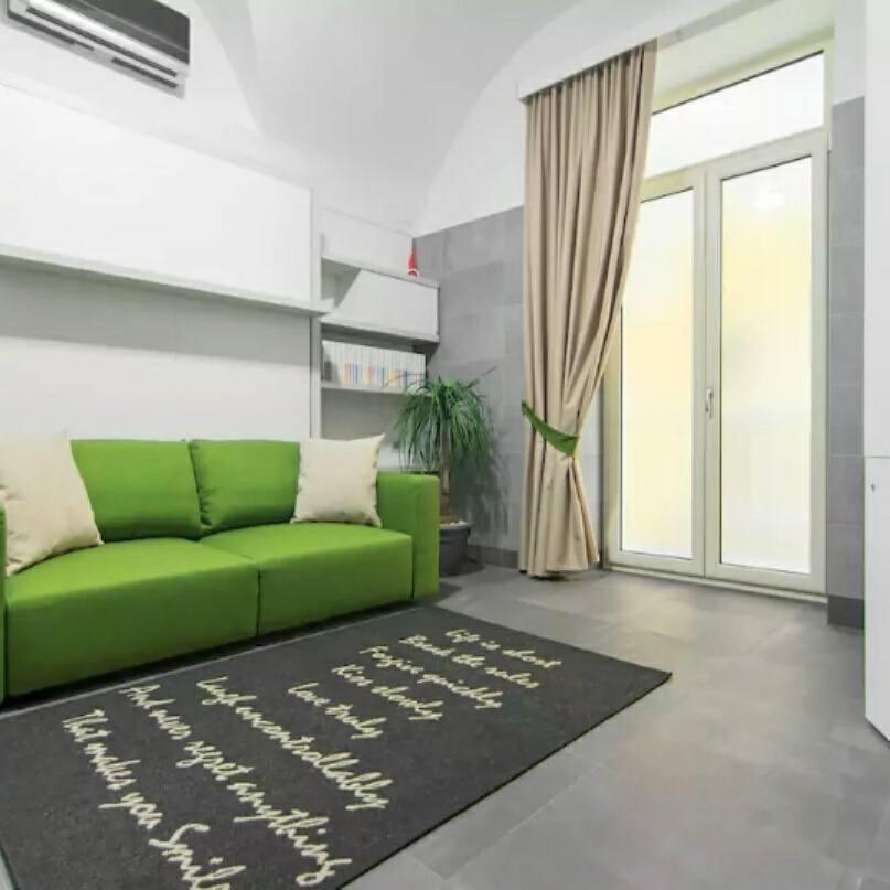 Mezzocannone - Casa Vacanze Centro Storico *