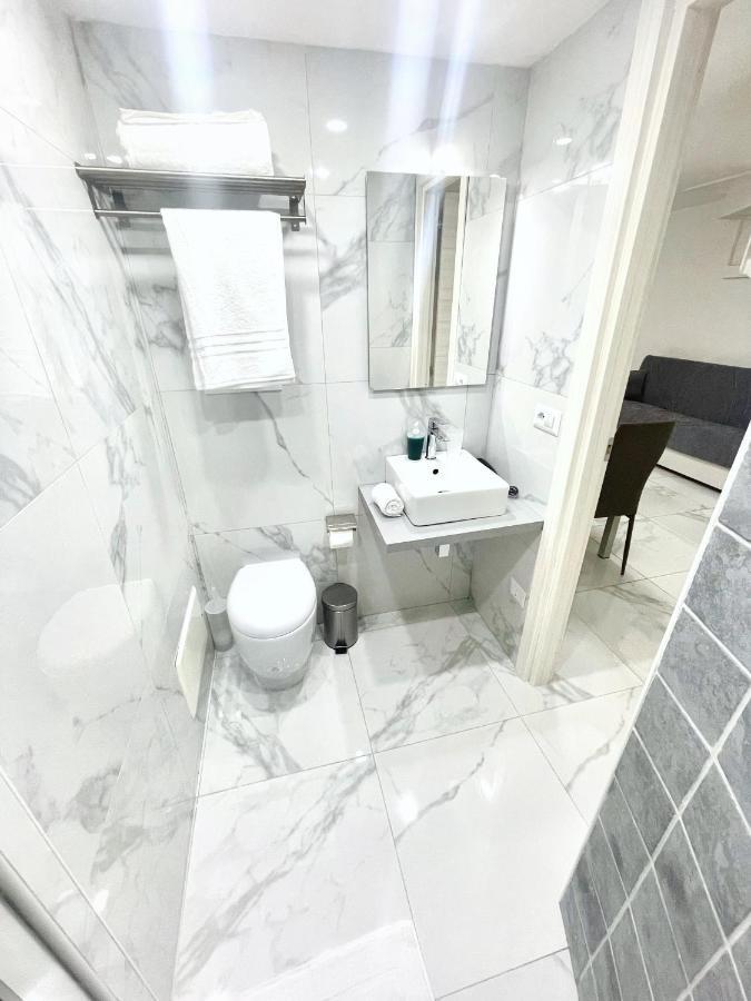 House Relax Centro Di Apartment Naples