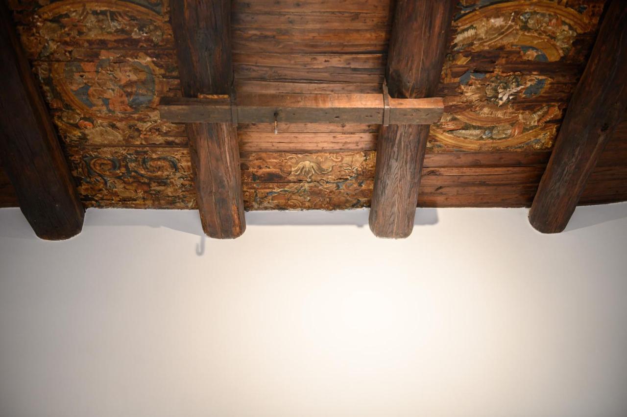 Interno Barocco Naples
