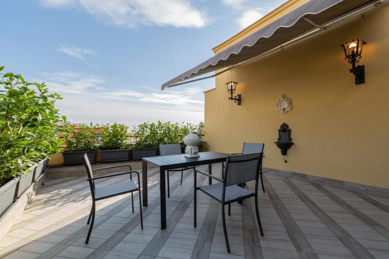 Apartment Terrazza A Chiaia