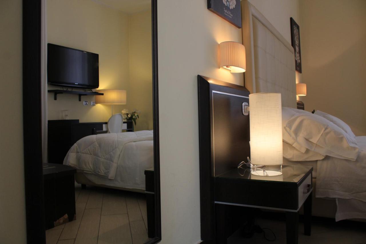 Ferdinando Ii Hotel 4*