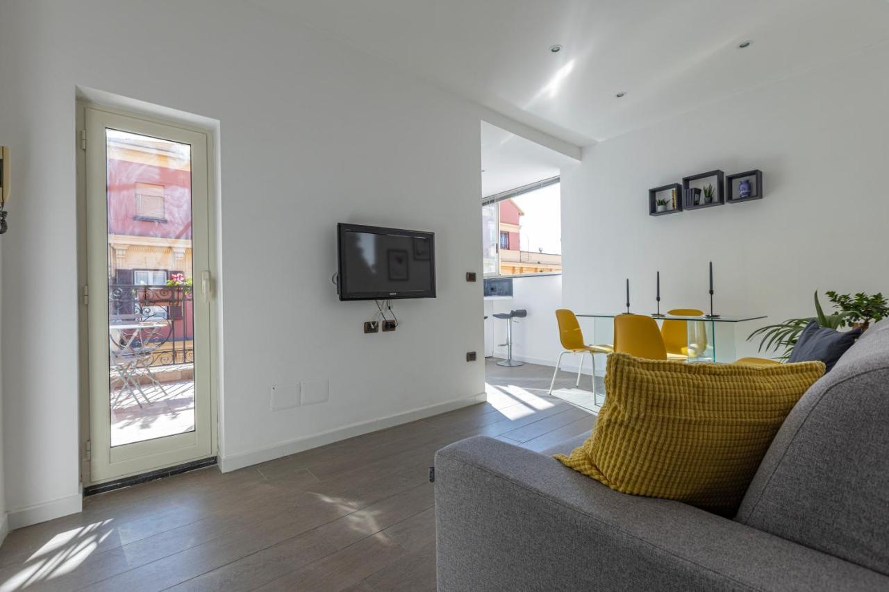 La Casa Dei Miei - Con Terrazzo In Centro Apartment Naples