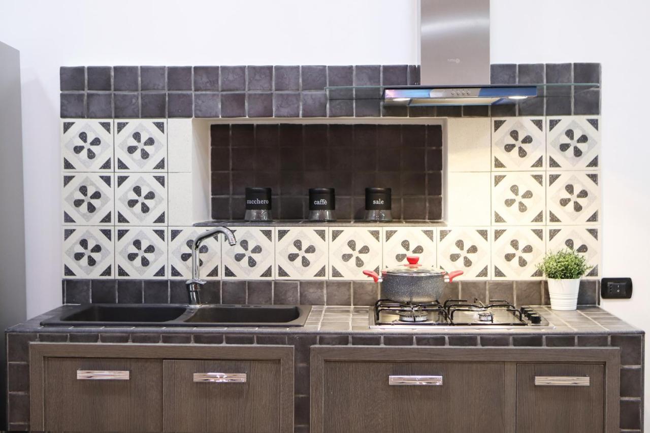 Apartment Modern At Piazza Del Gesu' By Wonderful Italy Naples