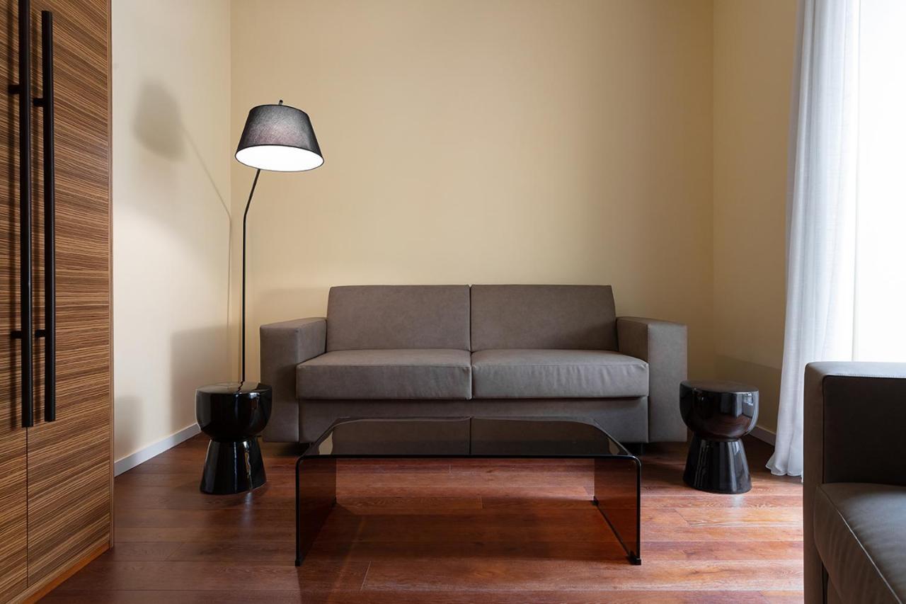 Poerio 25 Boutique Naples