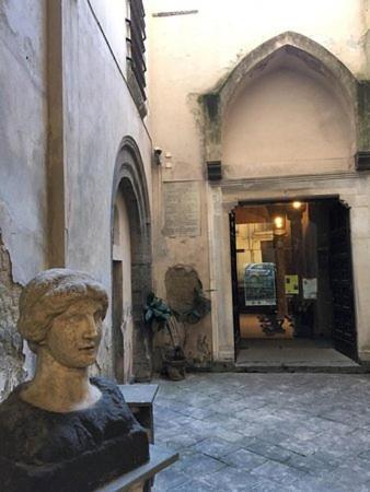 Giomar Naples