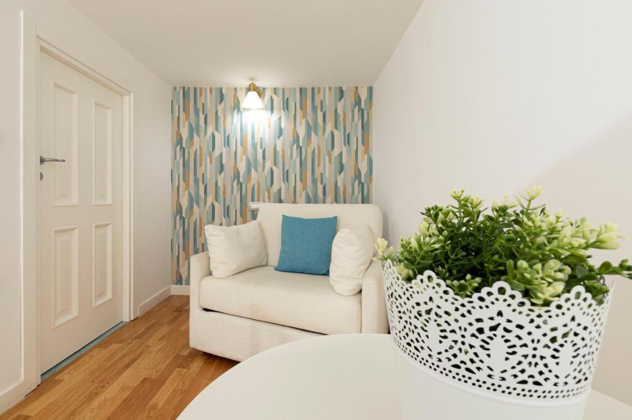 Domusvelata Naples