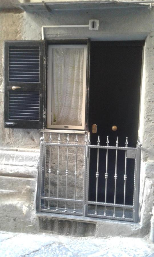 Monolocale Fronte Strada Centro Storico Holiday home Naples
