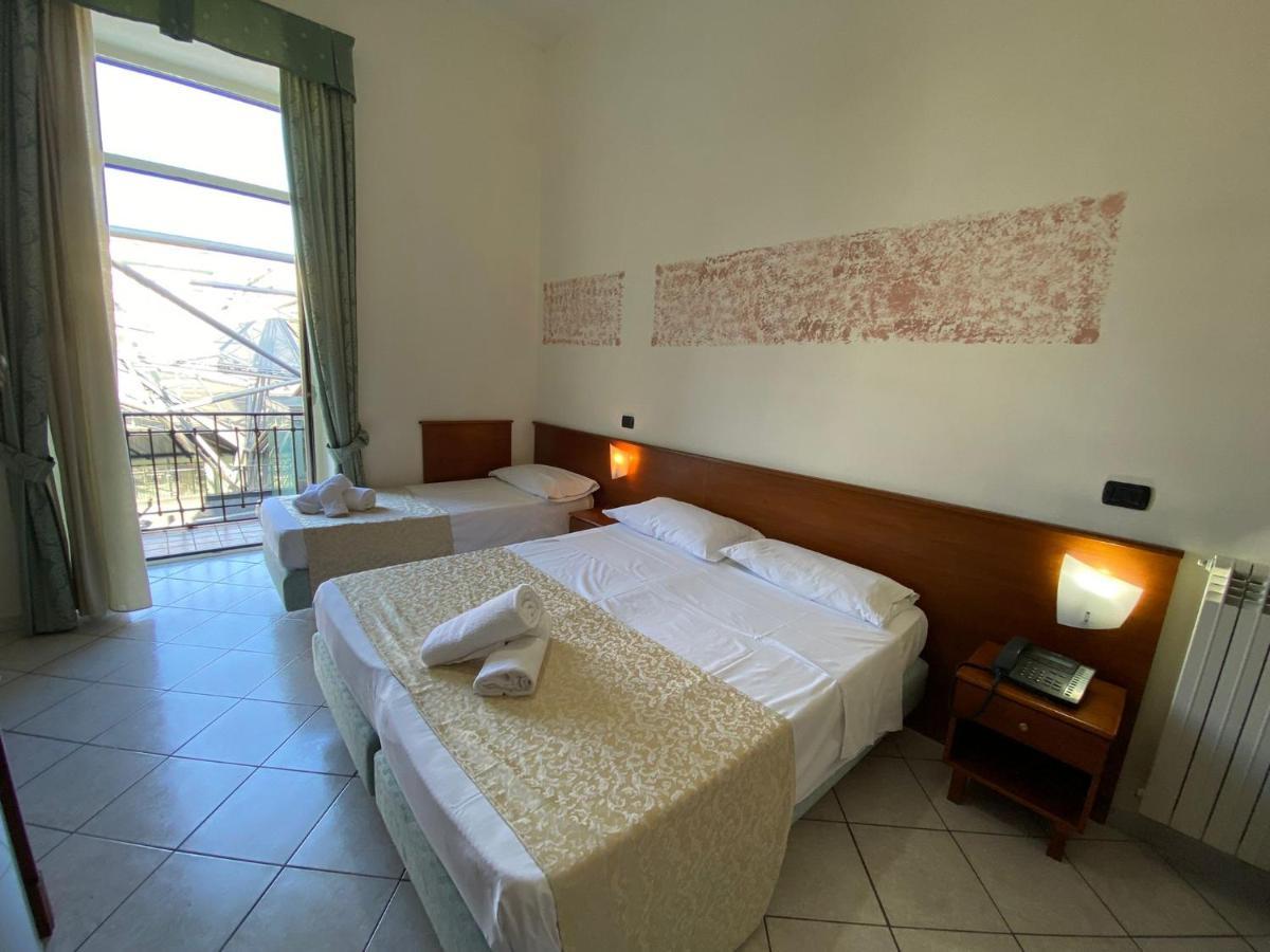 Hotel Eliseo Naples