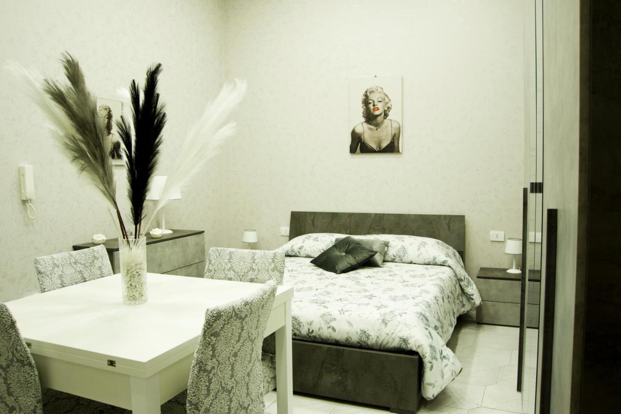 Mincasa Nel Cuore Di * Naples