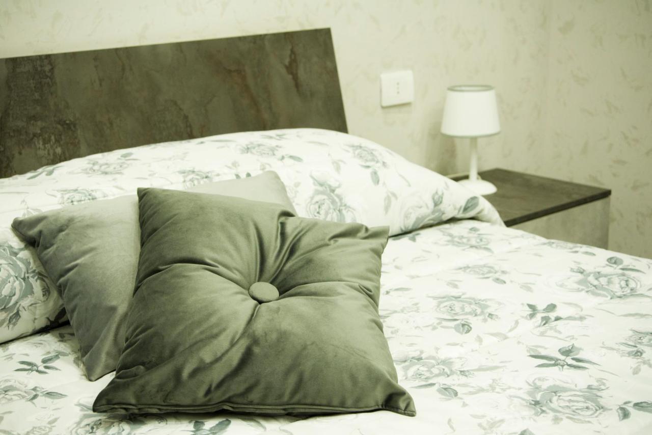 Mincasa Nel Cuore Di Apartment Naples