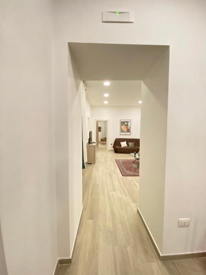 Apartment Spaccanapoli Pad Apartament Naples