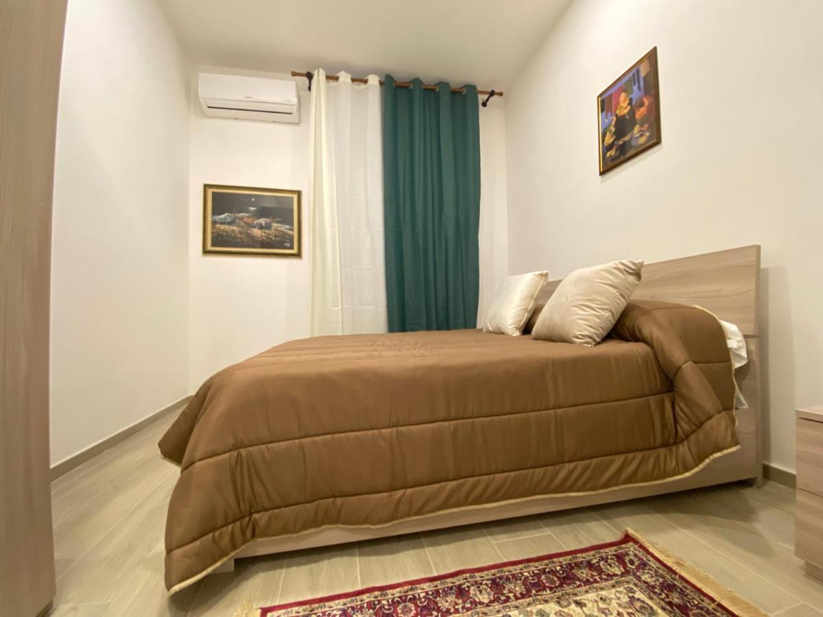 Spaccanapoli Pad Apartament * Naples