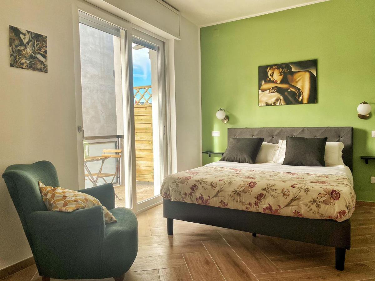 Bed & Breakfast Domus D'amore Naples