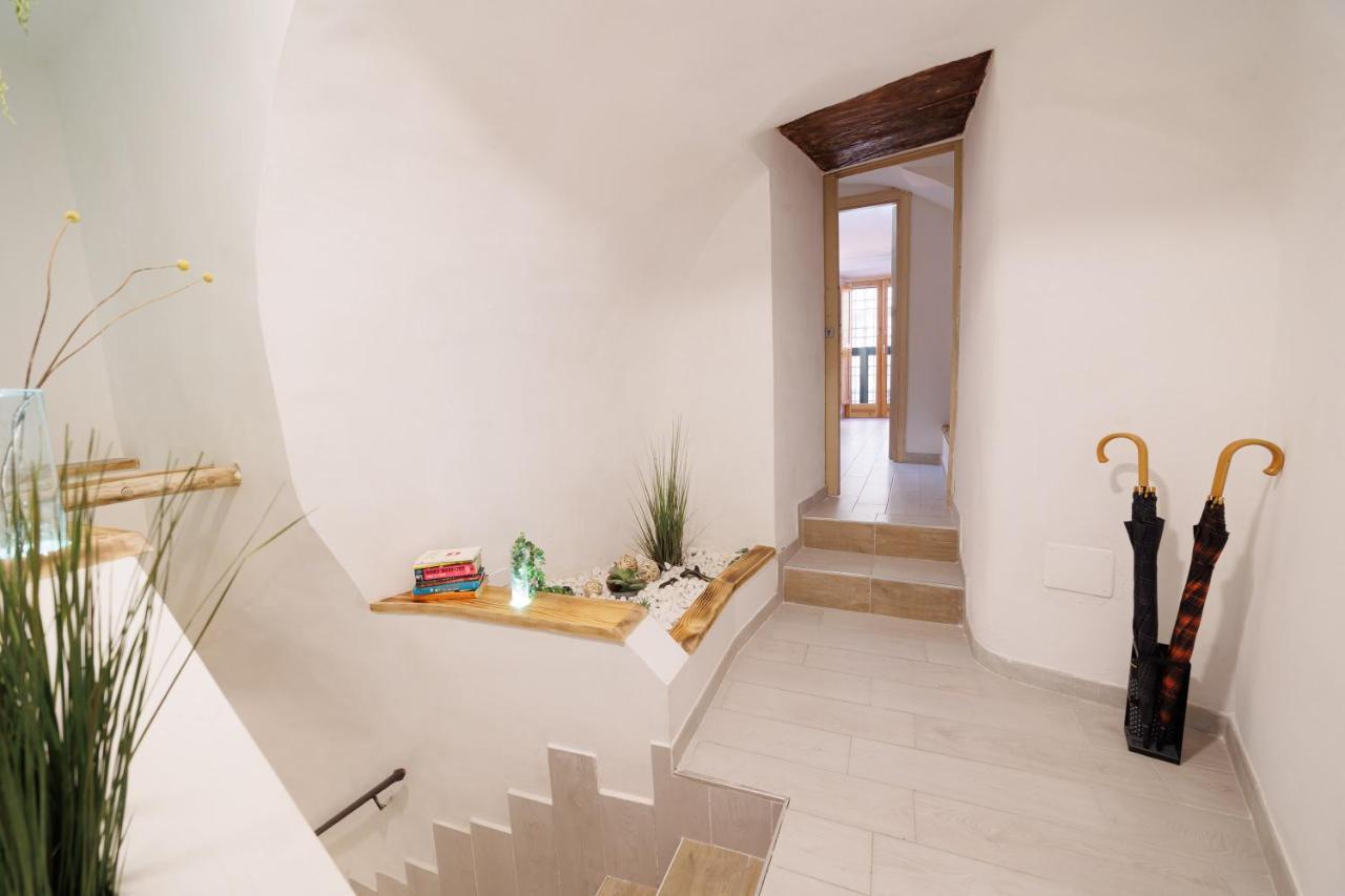 Legno By Houseinnaples * Naples