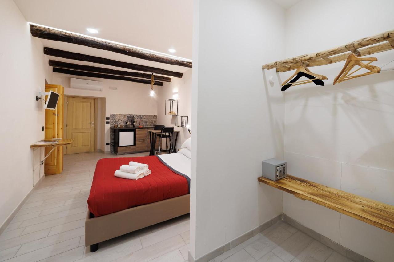 Apartment Legno By Houseinnaples Naples